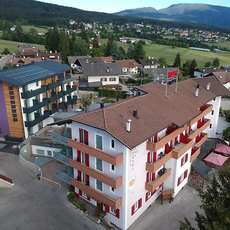 Hotel Panorama Wellness & Resort Malosco Kültér fotó