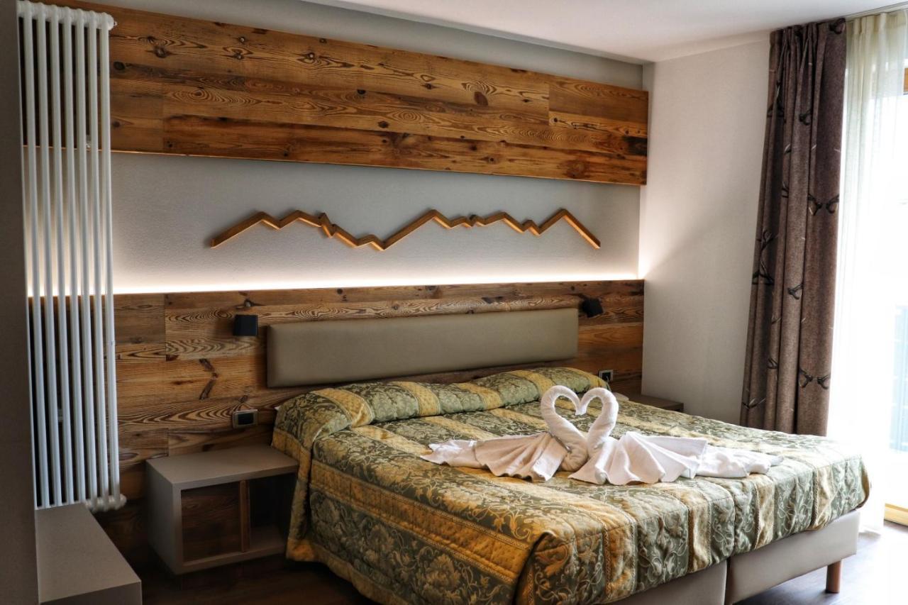Hotel Panorama Wellness & Resort Malosco Kültér fotó