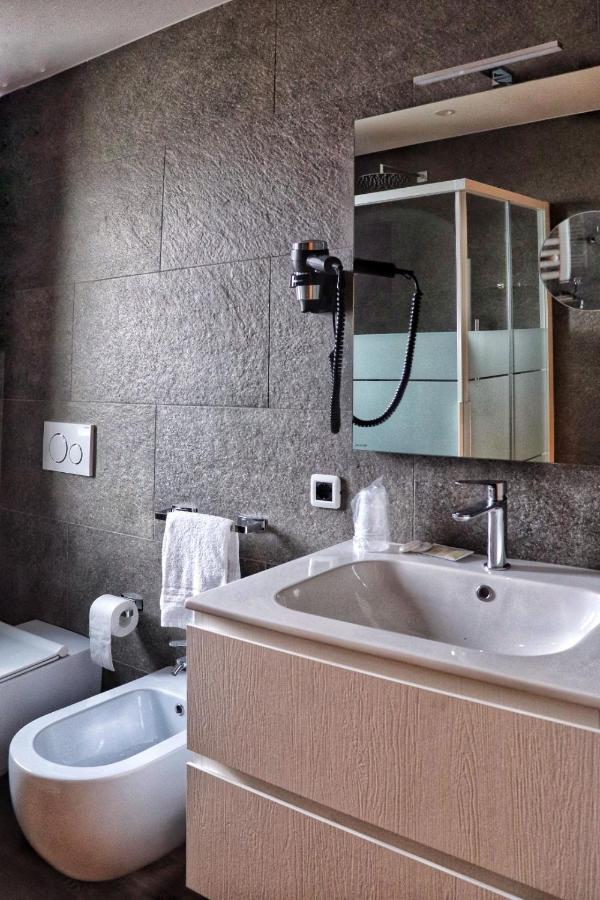 Hotel Panorama Wellness & Resort Malosco Kültér fotó