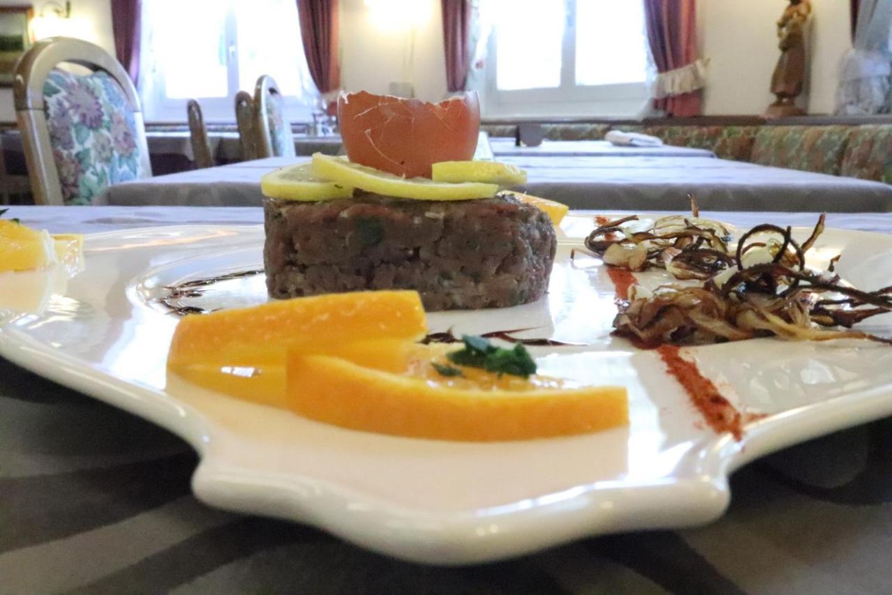 Hotel Panorama Wellness & Resort Malosco Kültér fotó